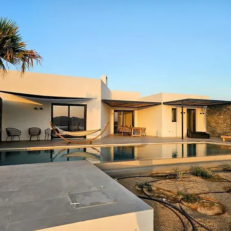 N House *