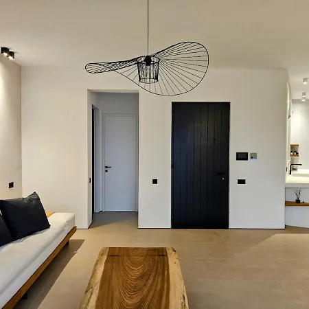 N House